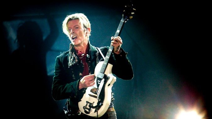 Legendary Artist David Bowie Loses Battle Against Cancer at 69